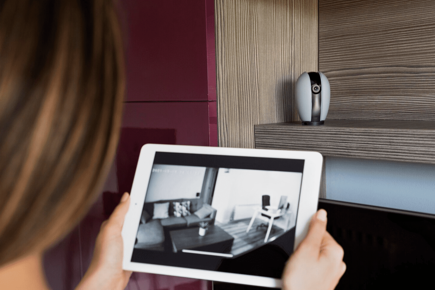 come nascondere telecamera in casa